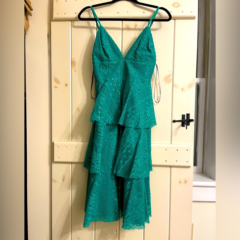 Lulus Flirty Green Dress